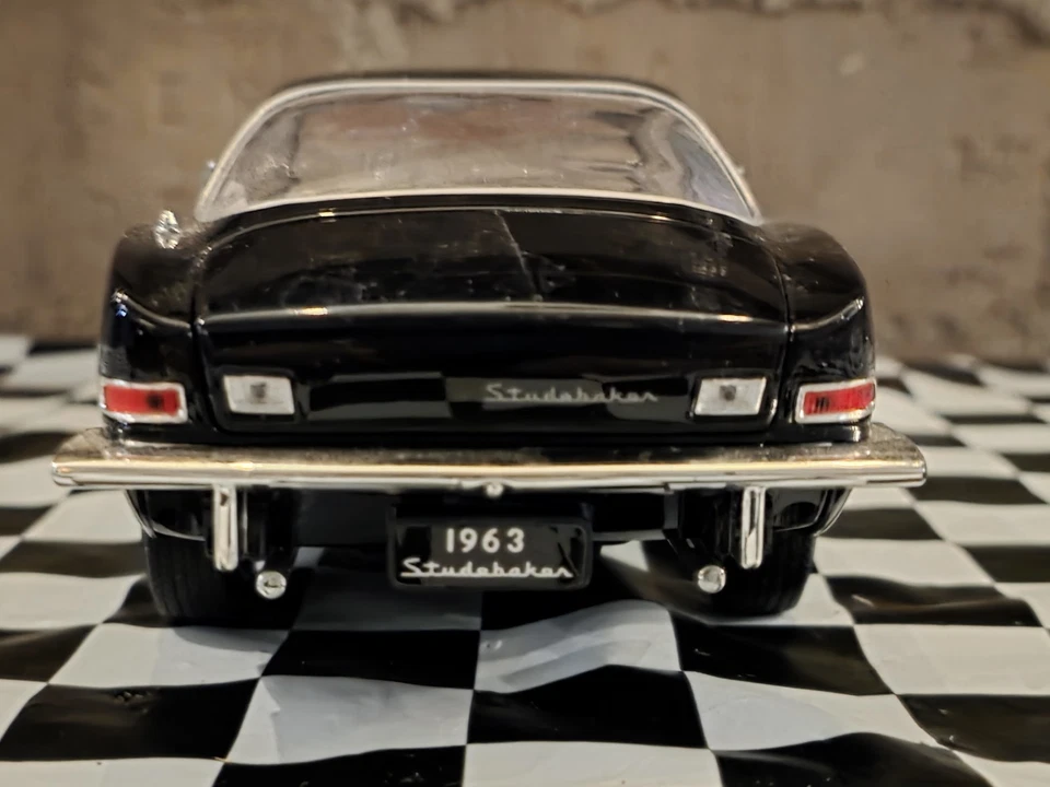 Signature Models 1963 Studebaker Avanti Barn Find 1:18 Scale Diecast Car Black - Image 3 of 4