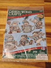 Design Works Snowmen Plastic Canvas Ornament Kit #14 ornament Kit 3"X4" Finish