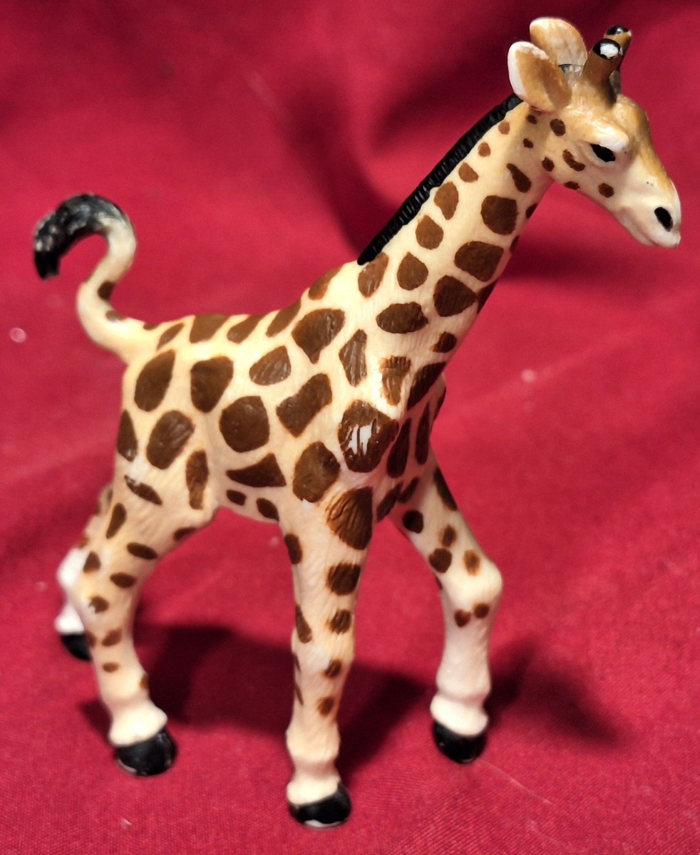 2003 Safari Ltd BABY GIRAFFE Wildlife Animal Figure 3