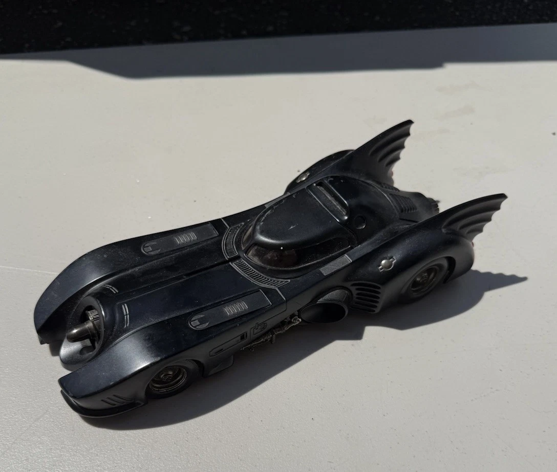 Preços baixos em Escala 1:18 do Batman Hot Wheels Carros