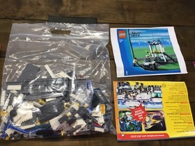 LEGO CITY: 7743 Police Command Centre Complete