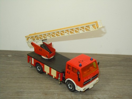 Mercedes Feuerwehr - Siku *70090 - Picture 4 of 4