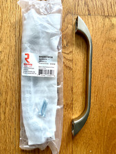 Richelieu Hardware Modern Cabinet Metal Pull BP85993160195