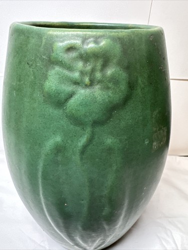 Vgt ZANESVILLE Pottery Matte Green Arts & Crafts 1900s 8.5” Daylily Vase - Picture 11 of 13