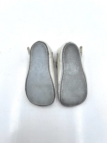 Vintage Mrs Day's Ideal Crib Baby Shoes in Original Box size 2 Made in USA - Picture 4 of 9