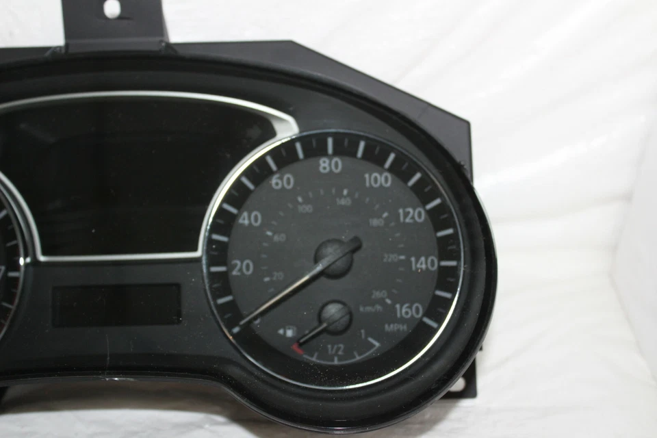 Cuadro de instrumentos velocímetro indicadores del panel de instrumentos Nissan Altima 2013 93.067 millas Foto 4 de 4