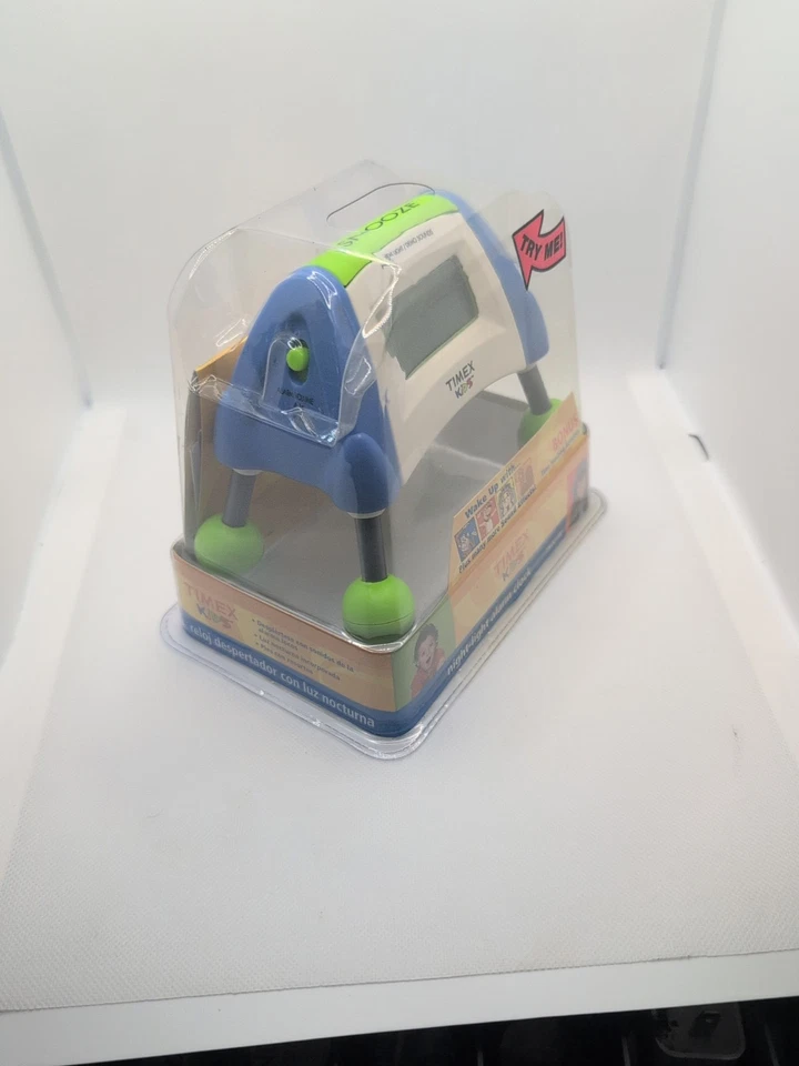 Timex Kids Alarm Clock TK021W Rare - Image 2 of 4