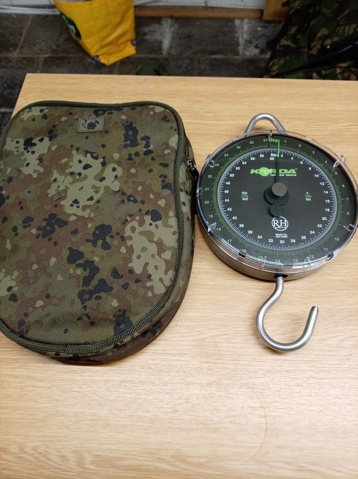 Borsa Bilancia Reuben Heaton 9000 Digitale – Custodia Impermeabile Per Pesca Alla Carpa – ADWCARPCAMOPRODUCTS – Multicolore