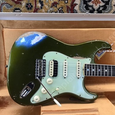 2023 Fender - 67 HSS Stratocaster Heavy Relic Irish Pub Green - ID 5575