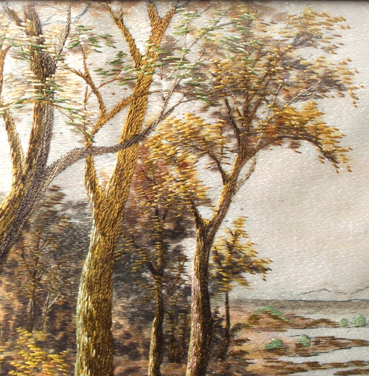 シルク刺繍の絵画 シルク刺繍の絵画 71vDEIu++bL._UF894,1000_QL80_.jpg