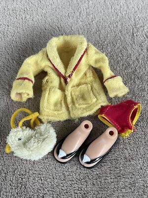 Bratz Doll Clothes Fashion Pack Beauty Sleep Bash Gown/Robe, Pants, Shoes & Bag