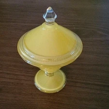 Vintage Retro West Moreland 1707 Etched Pedestal Covered Candy Dish Amber Glass