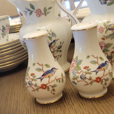 Aynsley Bone China Salt & Pepper Shakers Set of 2, (plastic hole plugs INCLUDED)