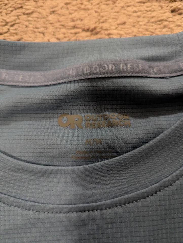 NWOT - Outdoor Research Echo Lightweight Running Hiking Shirt - Medium - Blue - Image 4 of 4