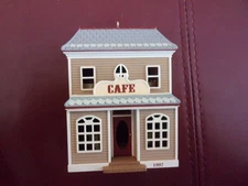 1997 Hallmark Keepsake Ornament CAFE, #14 in Series Nostalgic Houses and Shops