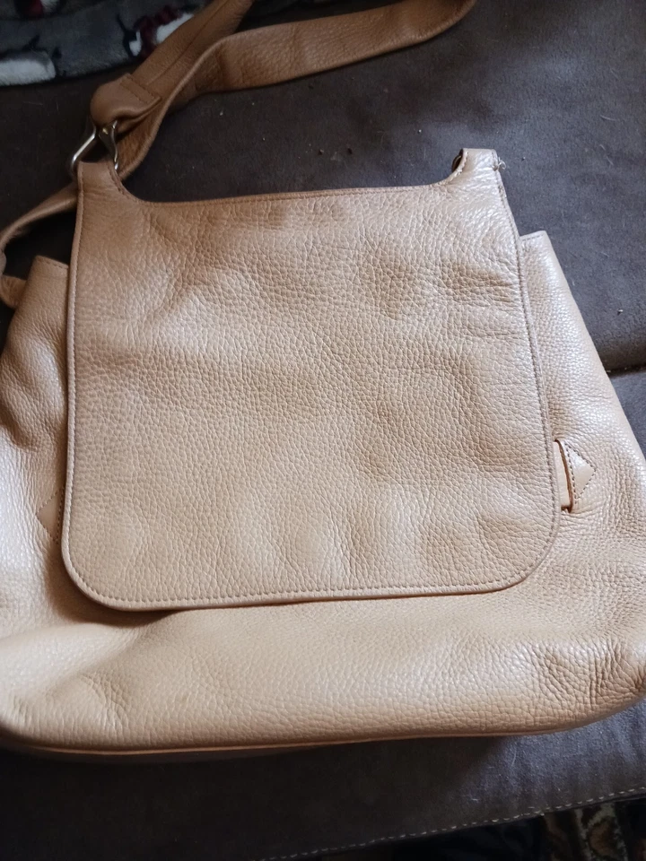 Bolso de mano bandolera Halston Heritage tostado o marrón Foto 2 de 4