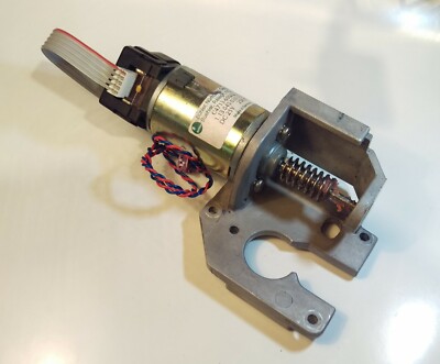 HP C4713-60032 - Paper-Axis Motor for DesignJet 430 & Bracket C4705-20001