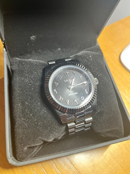 Seiko Mod Arabic negro, 40 mm, nuevo
