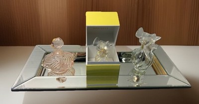 VTG Beveled Edge Mirror Vanity Tray w/ Pink Perfume Bottle 2 Empty Nina Ricci s