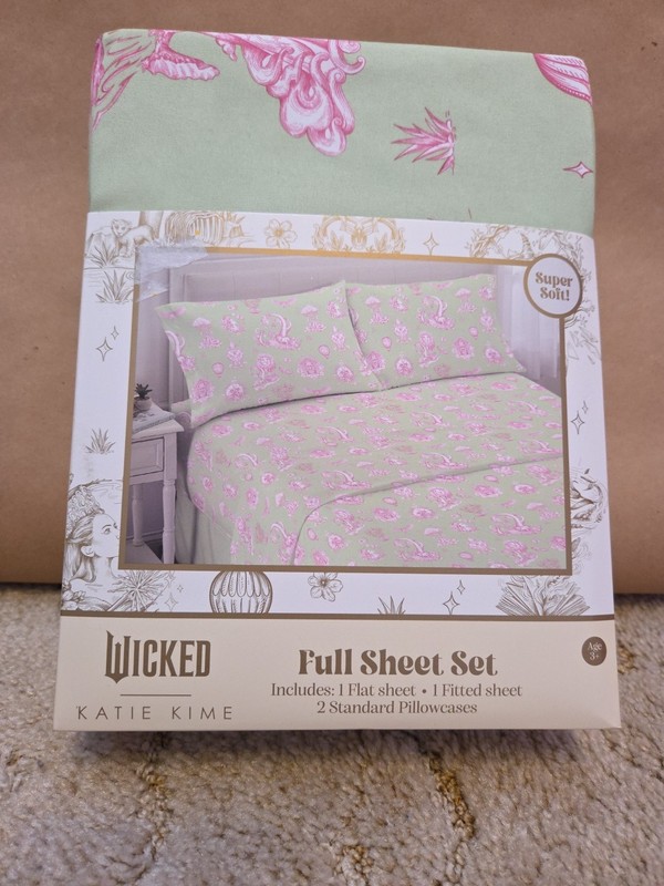 Wicked Full 4pc Sheet Set Bedding Glinda Elphaba Green Nip Katie Kime Target