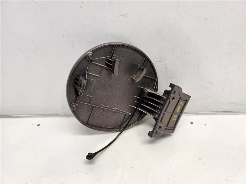 Hyundai Tucson 2012 (2,4 L/AT) puerta de llenado de combustible *marrón - TFP* Foto 4 de 4