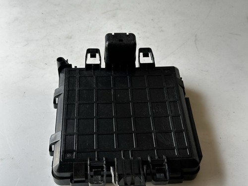 2019 - 2023 Mazda 3 Electric Power Supply Control Module D42A-675Z0 OEM ! - Picture 4 of 4