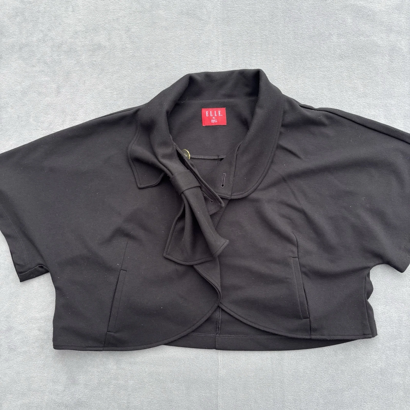 Elle Women’s Jacket XL Black Cape Poncho Big Bow Poly Rayon Blend Pockets