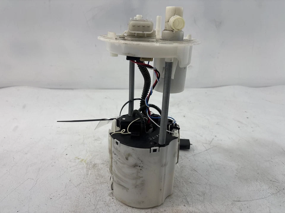2013-2022 Chevrolet Trax FWD 1.4L Fuel Pump OEM - Image 3 of 4