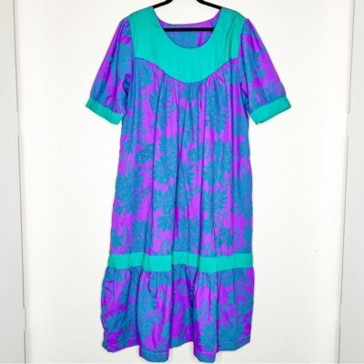 VTG 1980’s Hawaiian Tent Dress Mumu Purple Green Floral One Size