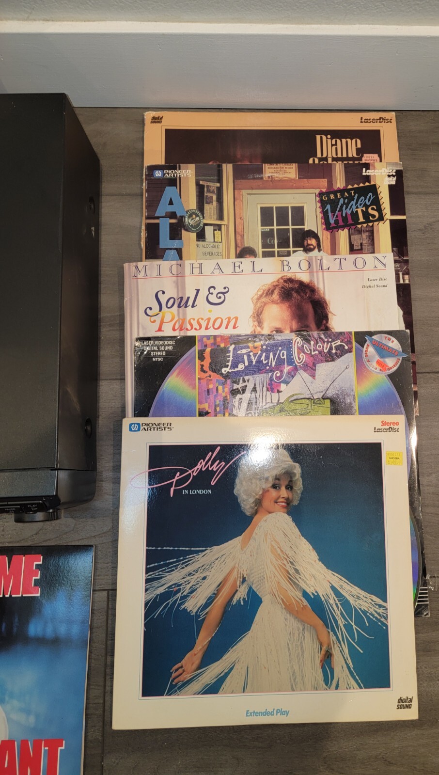 Panasonic Laser Disc Player LXH670 Laserdisc w/ Movies Terminator 2