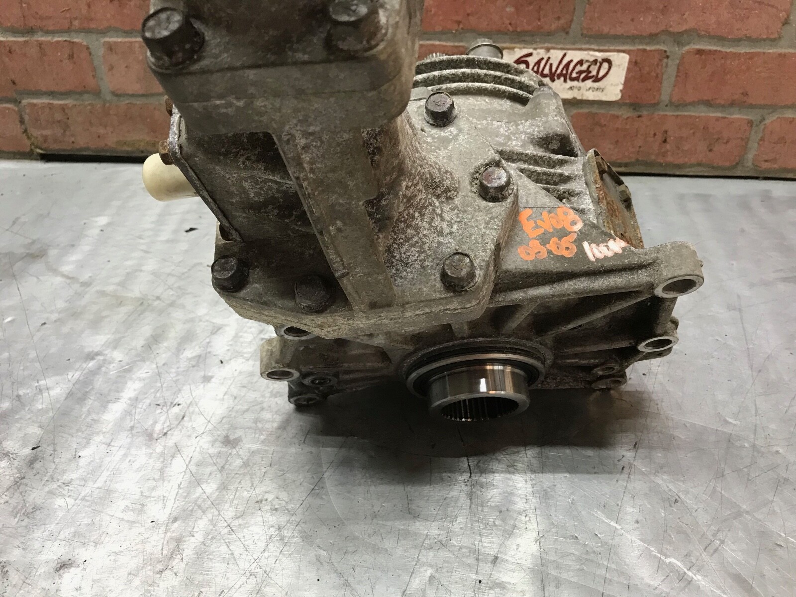 0306 MITSUBISHI LANCER EVOLUTION 8 OEM NON ACD TRANSFER CASE TCASE