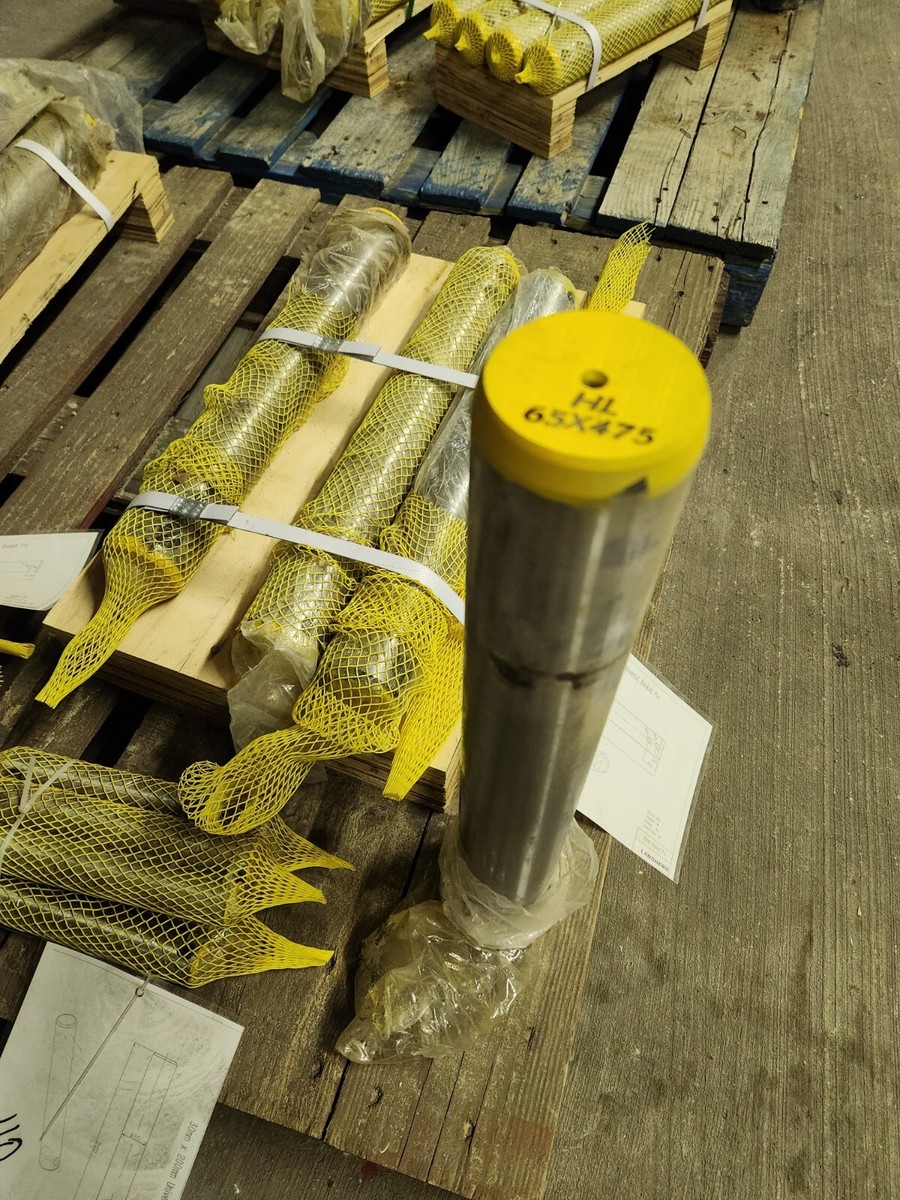 New Excavator Bucket Pin 90mm x 650mm CAT 336 345 349 25-1/2” John