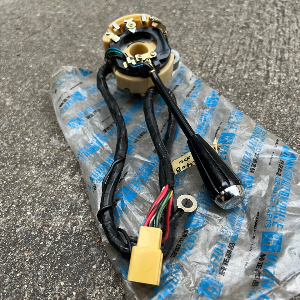 Interruptor de señal de giro MAZDA 1500 1800 LUCE A6 A7 piezas originales NOS JAPÓN ((RHD)) #1 Foto 4 de 4
