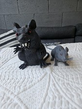 Squeaky Gray Rat Realistic Figure Red Eyes Squeeze W/ Black Evil Rat 6" Lot