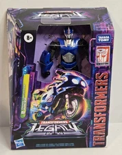 Transformers Prime Universe Arcee Deluxe Legacy Generations New Sealed