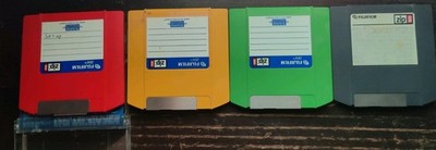 Set of 12 iomega Zip Disks 100MB, all are used, most include jewel cases