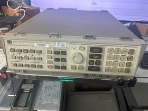 HP 8566B Spectrum Analyzer - For Parts/Repair Only