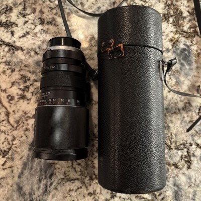  Vivitar 200mm f/3.5 Auto Telephoto Focus Lens with Rear/front Cap with case 