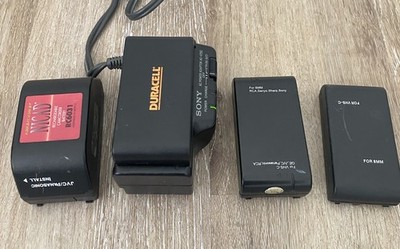 Sony AC Power Adapter AC-V25C Handycam Battery Charger OEM Genuine & 4 Batteries