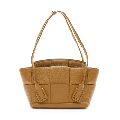 BOTTEGA VENETA Arco 33 Shoulder Bag Brown Calfskin Leather 575943