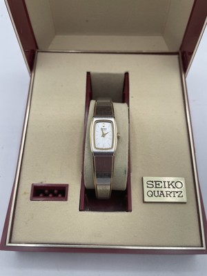 Vintage Seiko Women\'s Silver 2e20-5139 Seiko Vintage Women main image 2