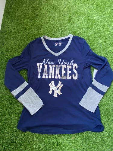 G-III 4HER BY CARL BANKS NEW YORK YANKEES WOMENS LONG SLEEVE T SHIRT SIZE XL