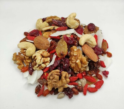 Unsalted & Raw SuperFood Blend Breakfast Mix | Healthy Nuts & Berries