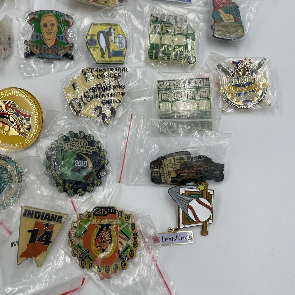 25º Congreso Internacional Congreso Mundial de Pequeñas Ligas 2010 Lexington KY Pins Foto 4 de 4