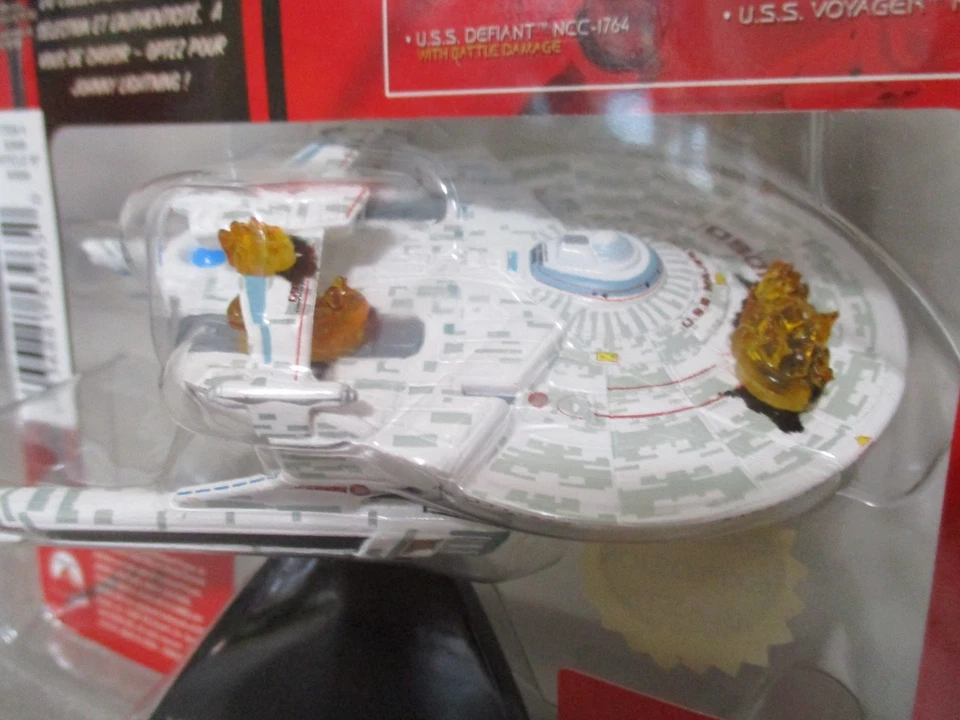 Johnny Lightning Legends of Star Trek USS Majestic NCC 31060 Diecast Ship - Image 3 of 3