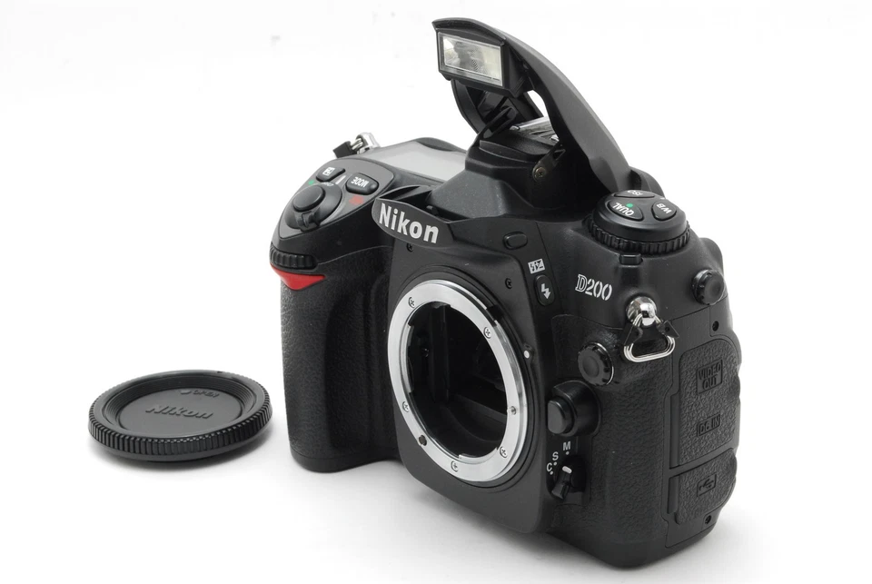 10,270 Shots!! [NEAR MINT W/Strap] Nikon D200 Digital SLR Camera From JAPAN - Image 3 of 4