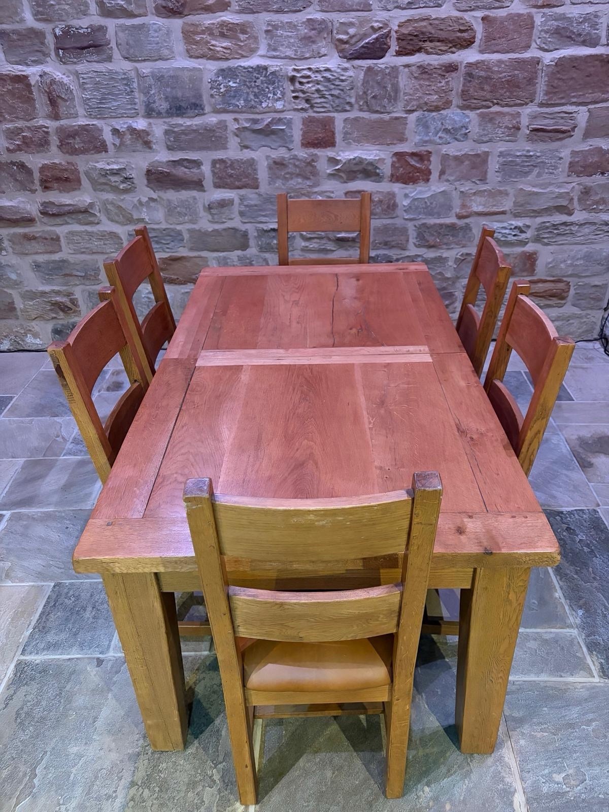 Solid Oak Extendable Dining Table With 6 Oak chairs