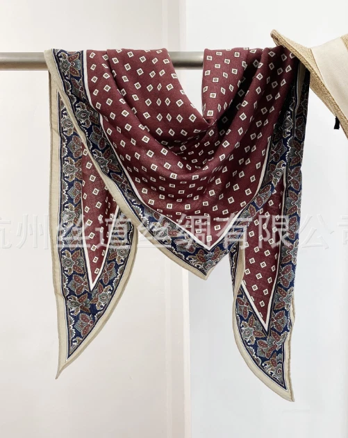 70% Cashmere 30% Silk Scarf Triangle 2 face Shawl 160cmX65cm Red polka dot Print - Image 4 of 4