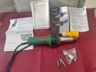 Leister TRIAC S 110–120V Professional Hot Air Welder with Box Manuals & Nozzles