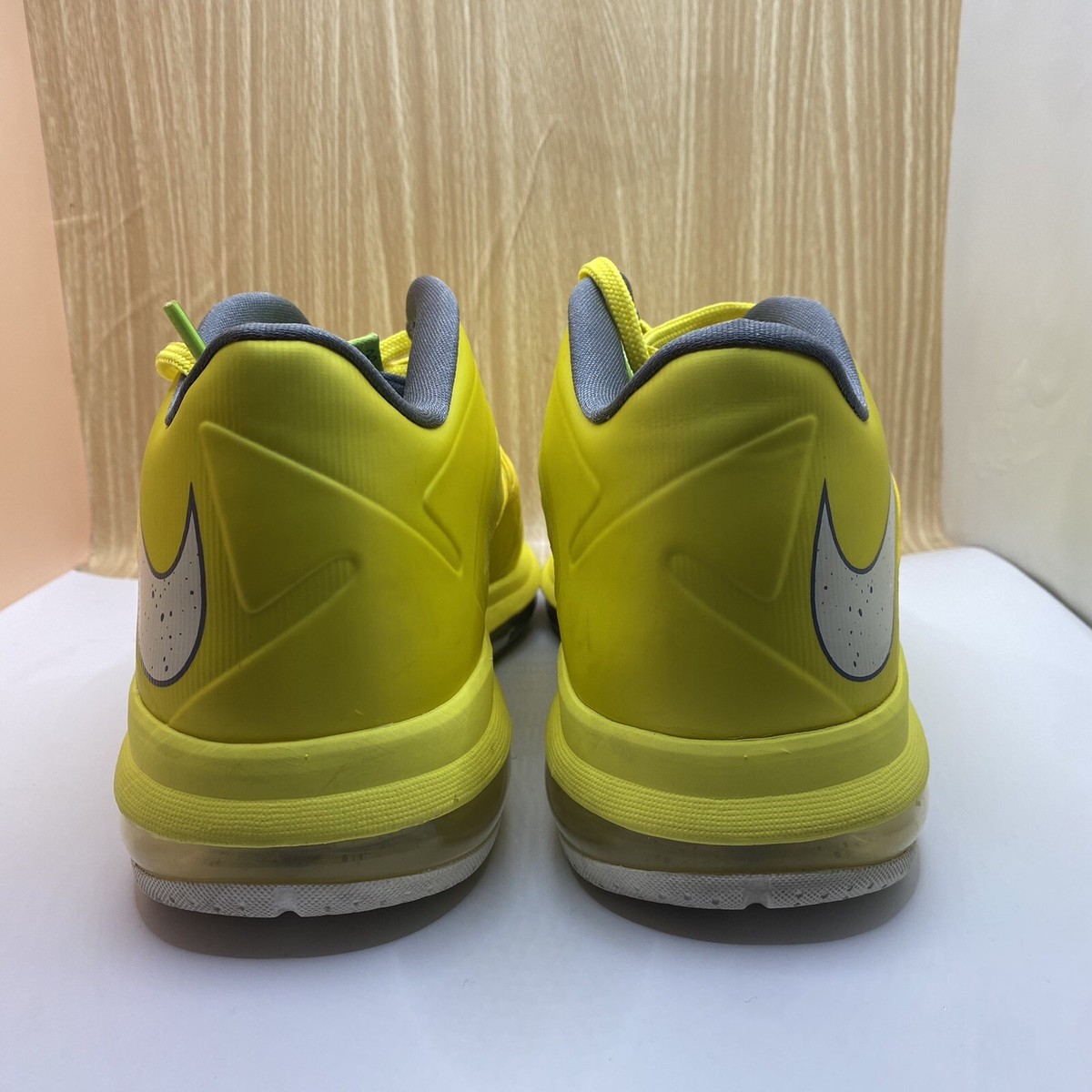 Nike Lebron X 10 Low Yellow 579765 700 Los Angeles Lakers  Air Jordan sz 10 Nike Air Max LeBron 10 Low  main image 2